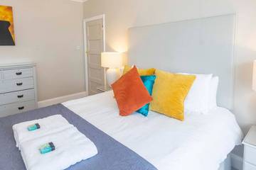 Glamping for 7 People in Hove, Brighton, Photo 4