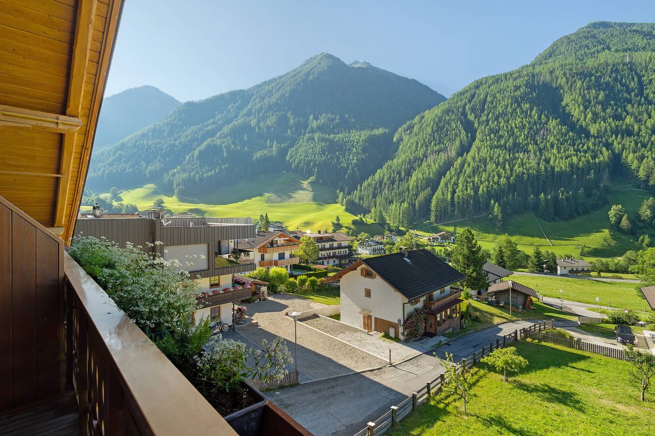 Zimmer 'Pension Waldheim 10' mit Bergblick, Gemeinschaftsgarten und Wi-Fi in Ahrntal, Zillertaler Alpen