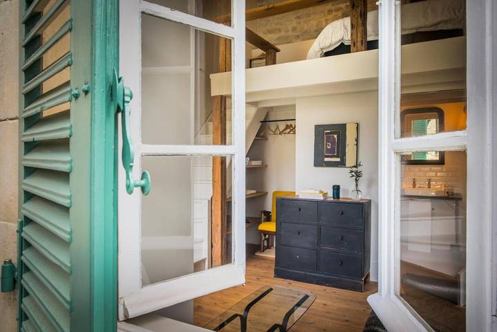 Gîte pour 2 personnes, avec jardin et vue ainsi que terrasse et piscine dans Office De Tourisme De Saint Martin En Re - 4