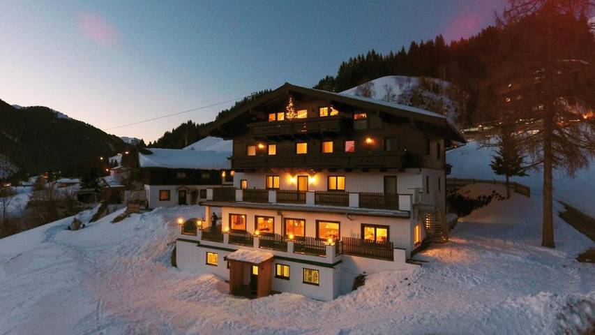 B&B für 2 Personen, mit Balkon und Ausblick in Saalbach - 2