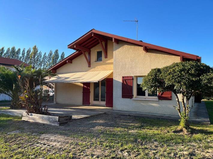 Location de vacances pour 5 personnes, avec Terrasse à Saubusse