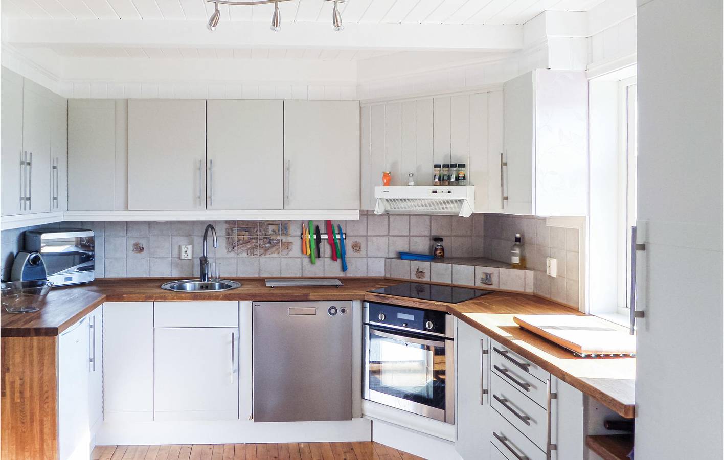 Ferienhaus für 10 Personen mit Terrasse in Kvinnherad