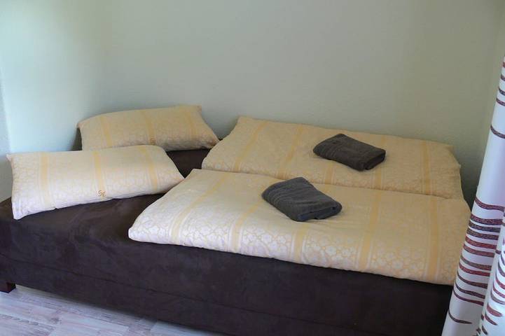 Ferienwohnung für 6 Personen, mit Garten und Terrasse in Jonsdorf - 2