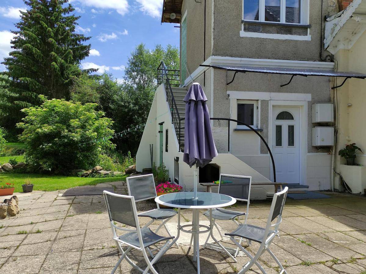 Appartement entier, Two-Bedroom Apartment in Pionsat, Puy-de-Dôme