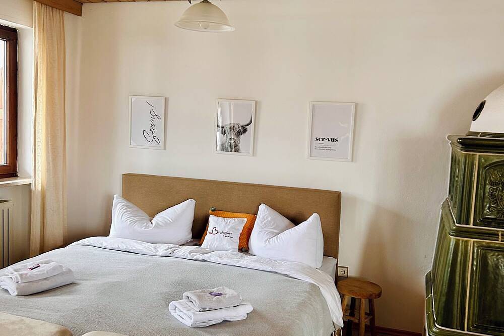 Ganze Wohnung, Ihr Zuhause in den bayrischen Alpen - Großzügiger Urlaub auf 90 m² mit Wellness in Flintsbach am Inn, Bayerische Alpen