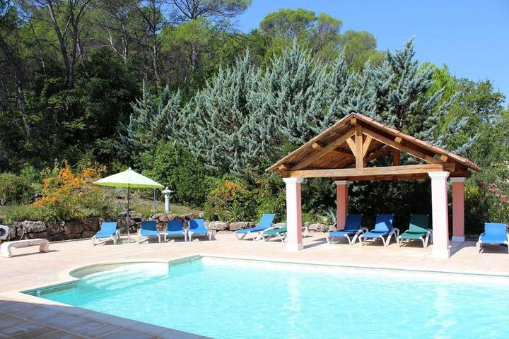 Maison d’hôte pour 4 personnes, avec vue ainsi que piscine et jardin à Lorgues - 2