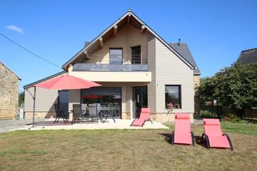 Gîte pour 8 personnes, avec jardin, animaux acceptés à Le Val-Saint-Père