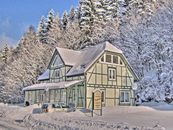 Ferienhaus für 16 Personen, mit Garten in Brilon