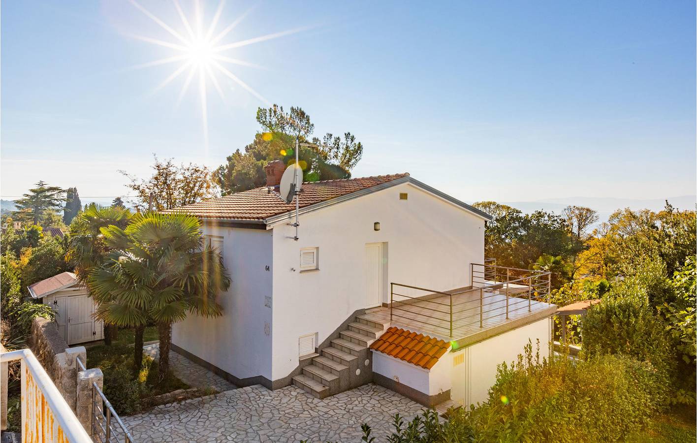 Cały apartament wypoczynkowy, Apartament wakacyjny dla 5 osób z taras in Njivice, Krk