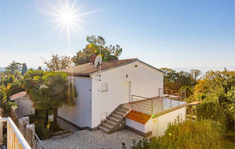 Ferienwohnung für 5 Personen, mit Terrasse in Njivice - 2