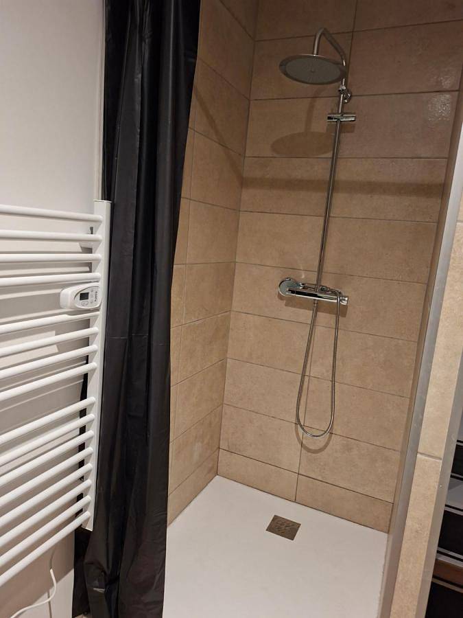 Hôtel pour 2 personnes, avec jacuzzi à Audincourt - 2