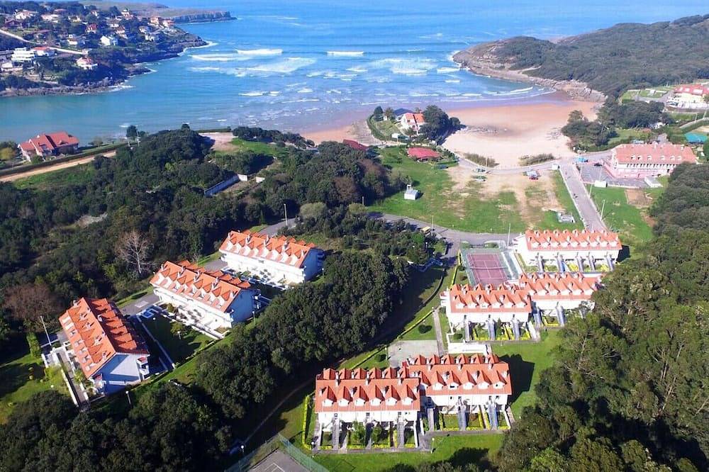 Entire apartment, Junto a la playa - El Encinar 4407 in Arnuero, Cantabrian Coast