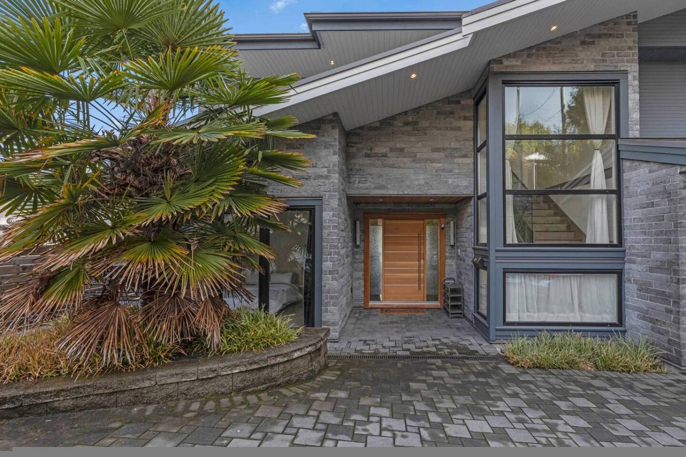 Contemporary Home with Stunning Ocean & City Views in Cypress Mountain