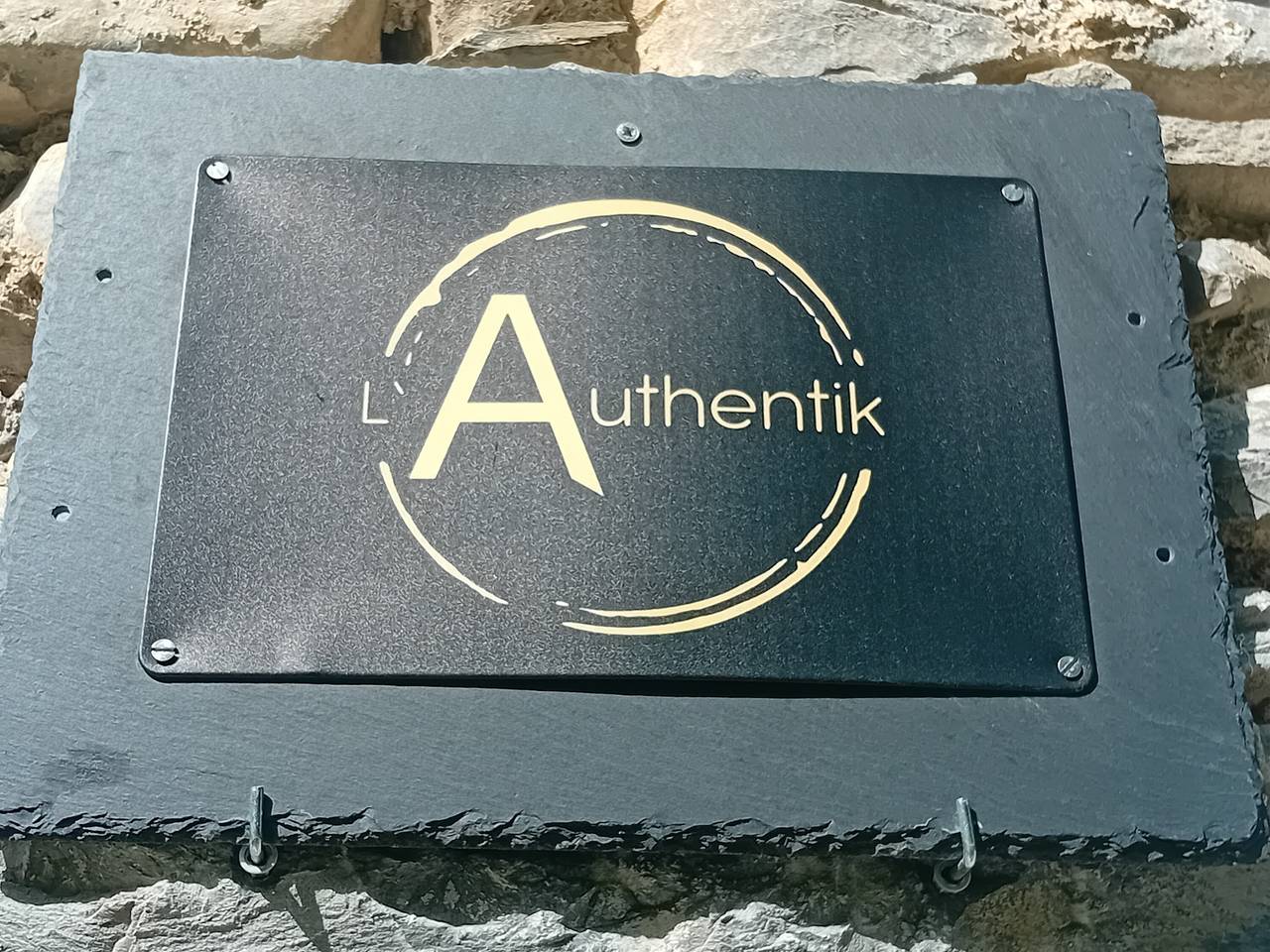 Maison de vacances 'L'authentik' avec vue montagne, terrasse privée et climatisation in Accous, Béarn