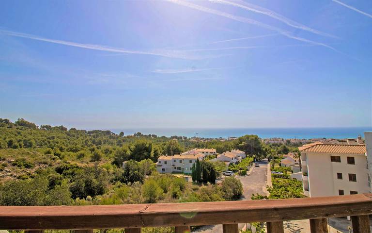 Gîte pour 8 personnes, avec terrasse ainsi que bassin pour enfant et jardin à Alcossebre - 2