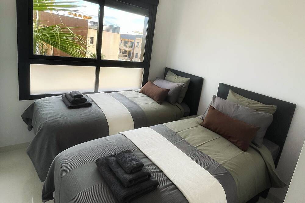 Apartamento entero, Modern Beach Home + Roof Terrace in Pueblo Latino, Pilar de la Horadada