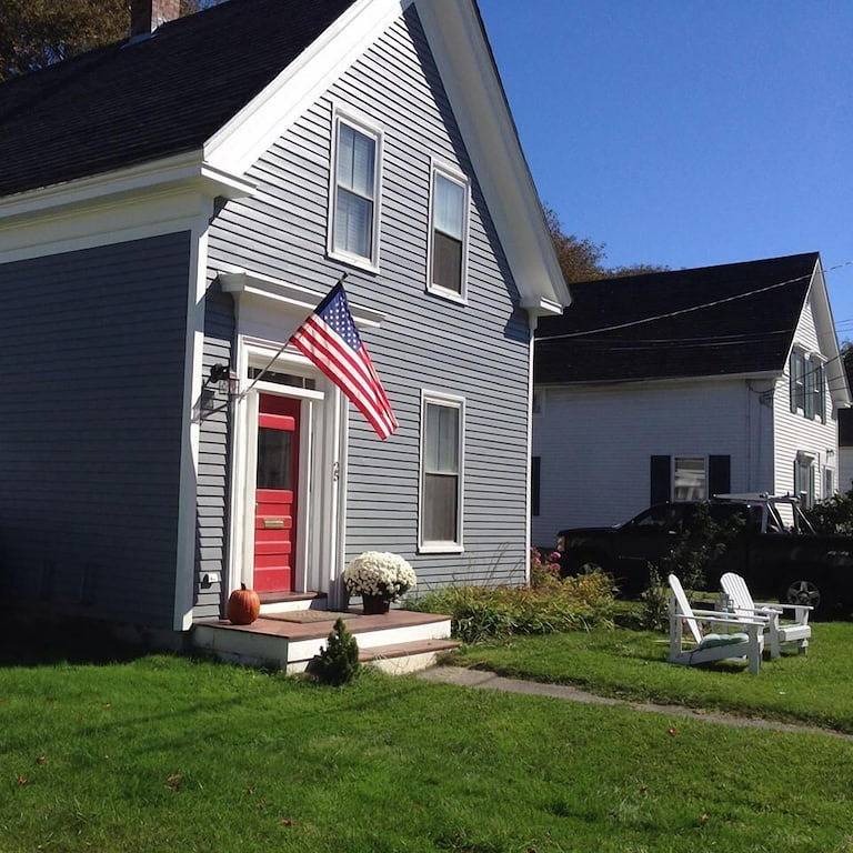 Wunderschönes Zuhause im South End, 5 Minuten zu Fuß von der Innenstadt und dem Strand entfernt! in Rockland (ME), Knox County (Maine)