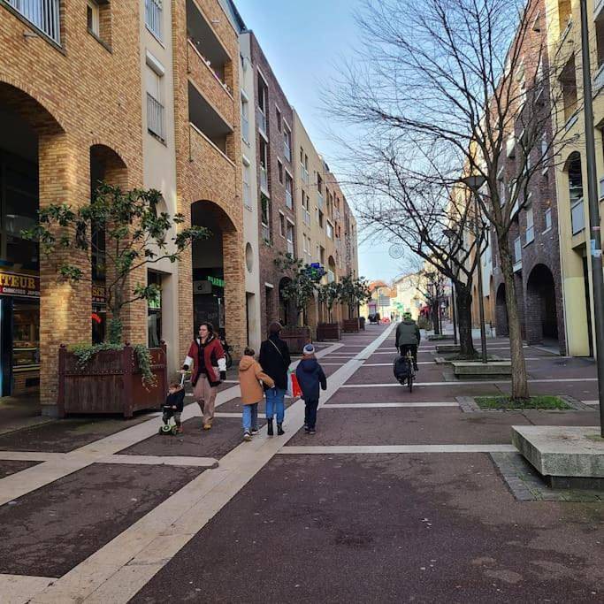 Gîte pour 6 personnes, avec balcon, animaux acceptés à Cachan - 3