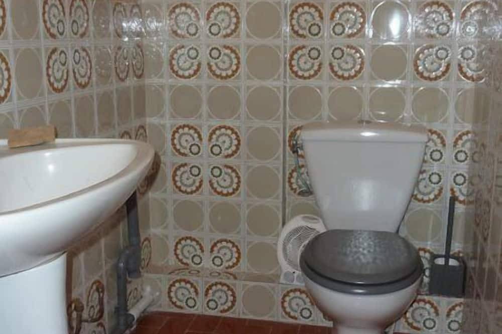 Ganze Wohnung, Studio Aussicht, 100 m vom Strand Meer in Macinaggio, Rogliano