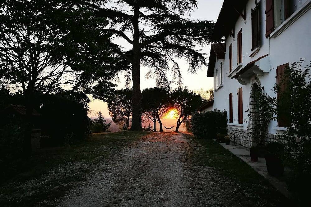 Gîte de charme dans un cadre exceptionnel in Courrensan, Gers