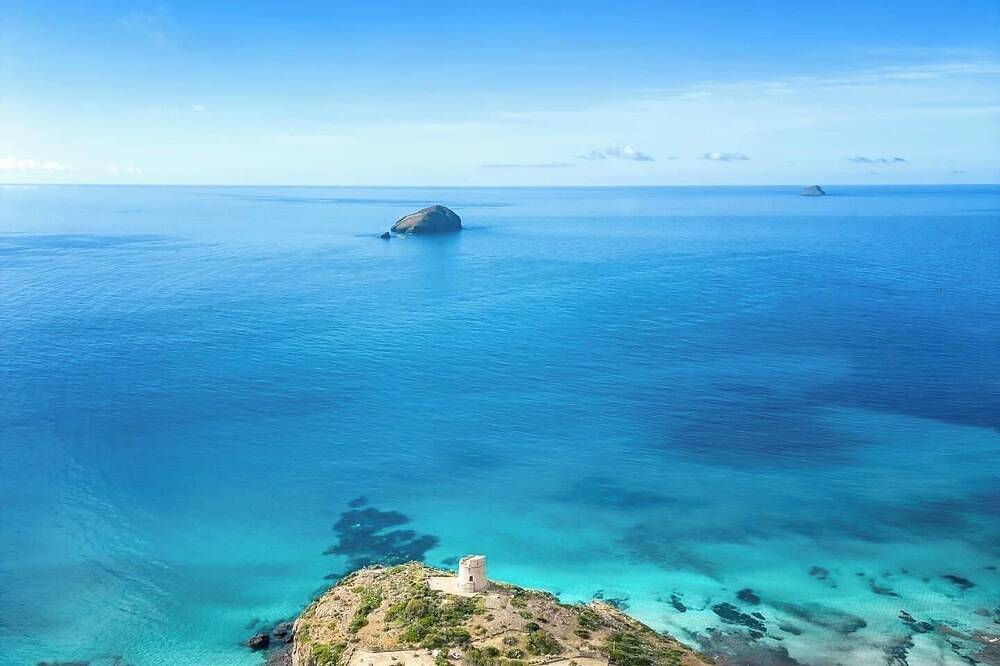 Atemberaubende Lage mit Natur, Strand, Meer, Natur und Entspannung in Peonia Rosa, Sant'Antioco