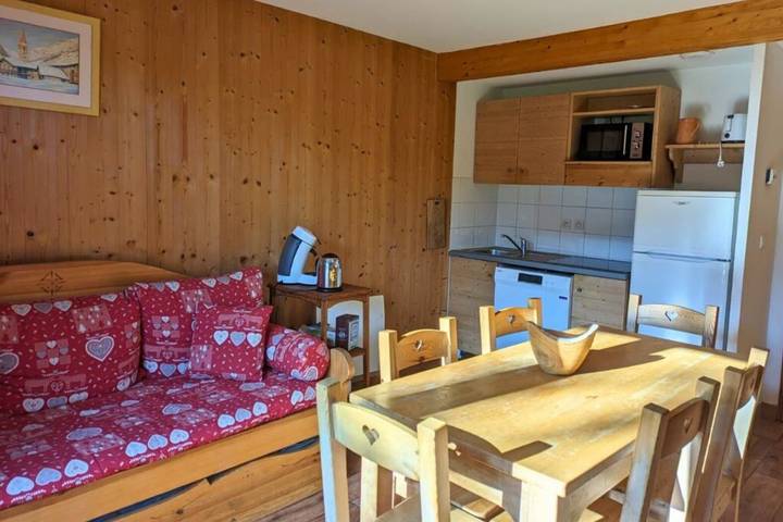 Location de vacances pour 6 personnes, avec sauna et piscine, adapté aux familles dans La Féclaz - 2