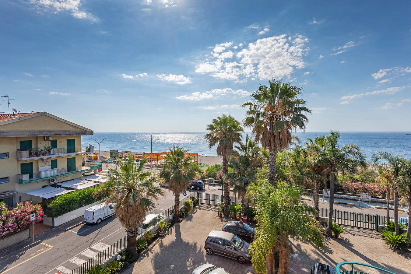 Appartement entier, Appartement 'I Ciottoli Dello Ionio - Apt 18' avec vue sur la mer, terrasse commune et balcon in Fondachello, Mascali