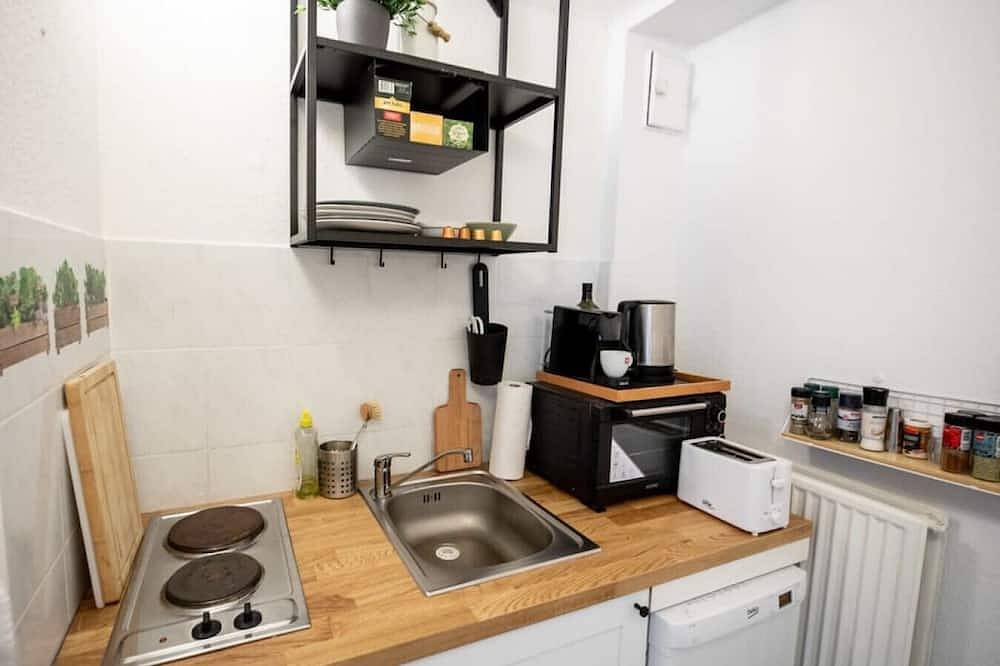 Ganze Wohnung, City Apartment with terrace in Moabit in Moabit Berlin, Berlin