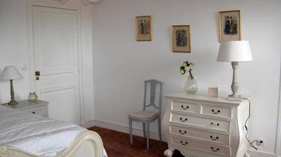 Two-Bedroom House in Aulnoy, Seine-et-Marne