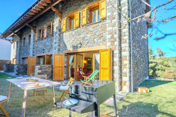 Location de vacances pour 10 personnes, avec jardin à La Molina - 3