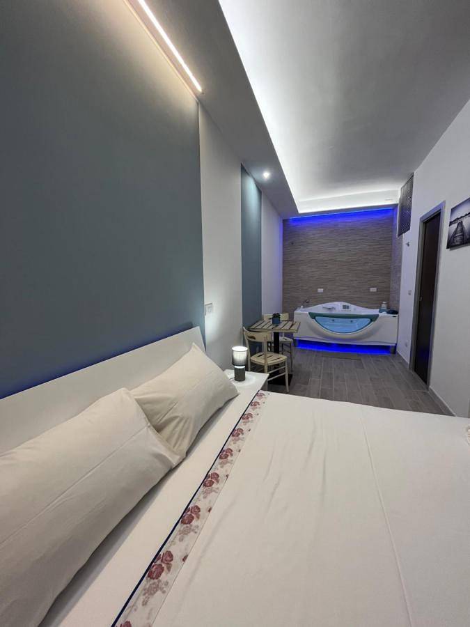 Blue Suite in Mola di Bari, Provincia di Bari