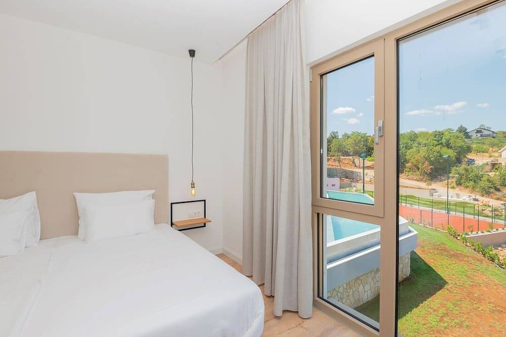 Luxury villa Azure in Imotski, wellness oasis in Imotski, Makarska Riviera