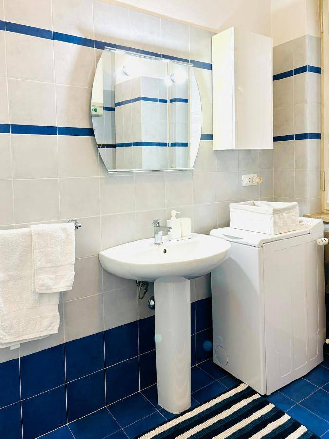 Gîte pour 4 personnes, avec balcon à Crema - 2