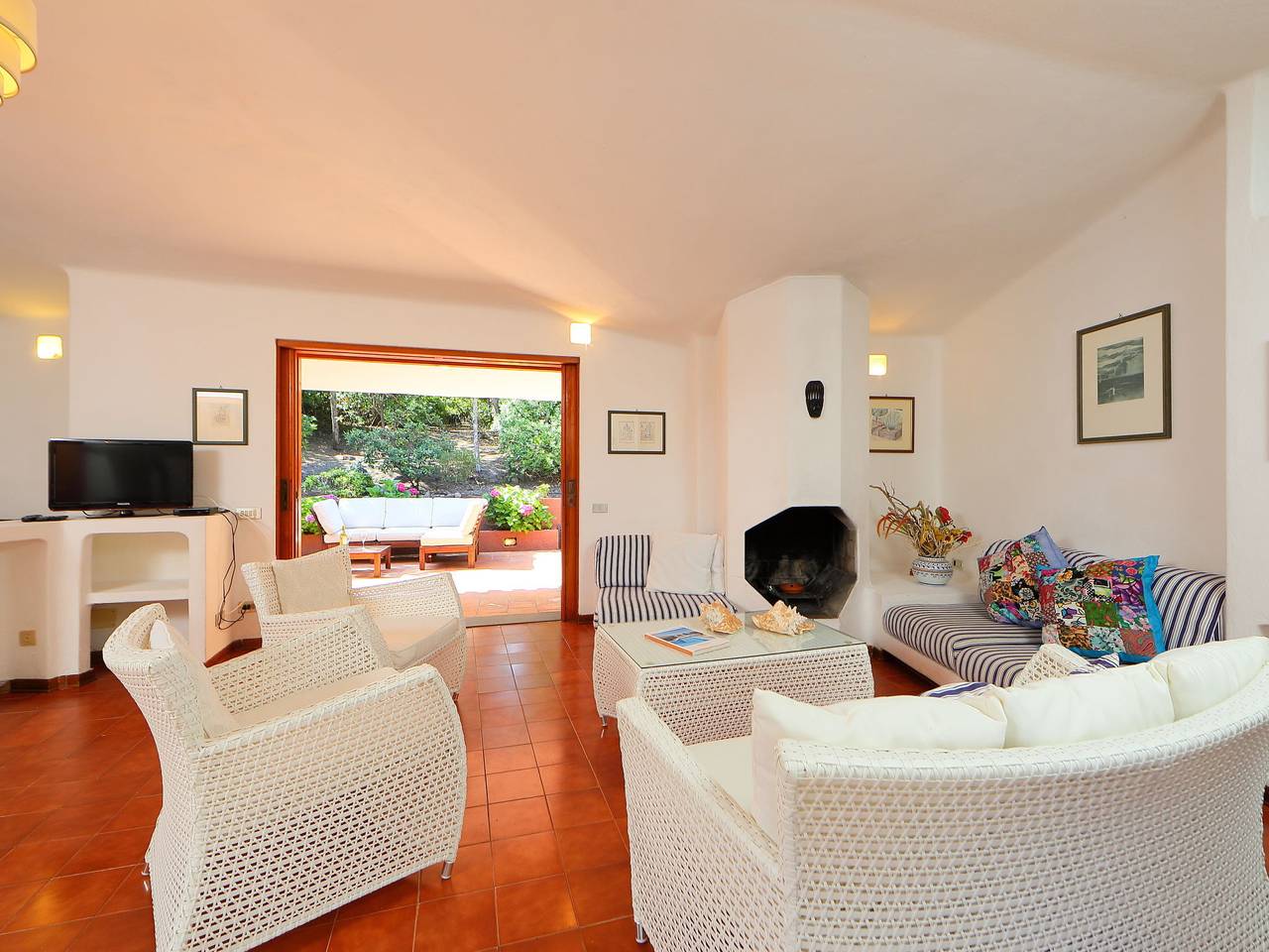 Terre Rare in Portobello di Gallura, Portobello (Sardinia)