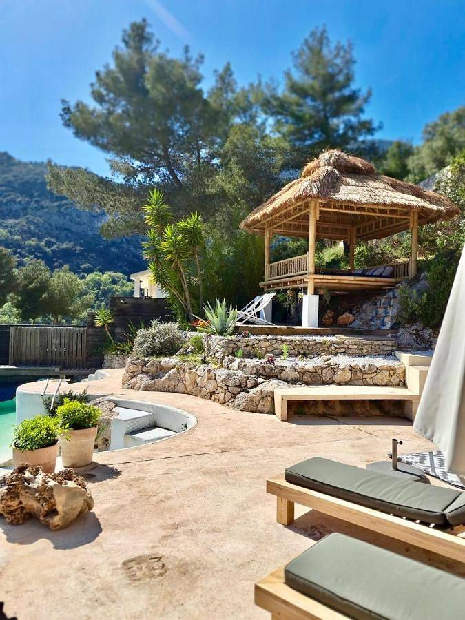 Villa pour 12 personnes, avec Terrasse et Jardin ainsi que Piscine et Vue à Roquebrune-Cap-Martin