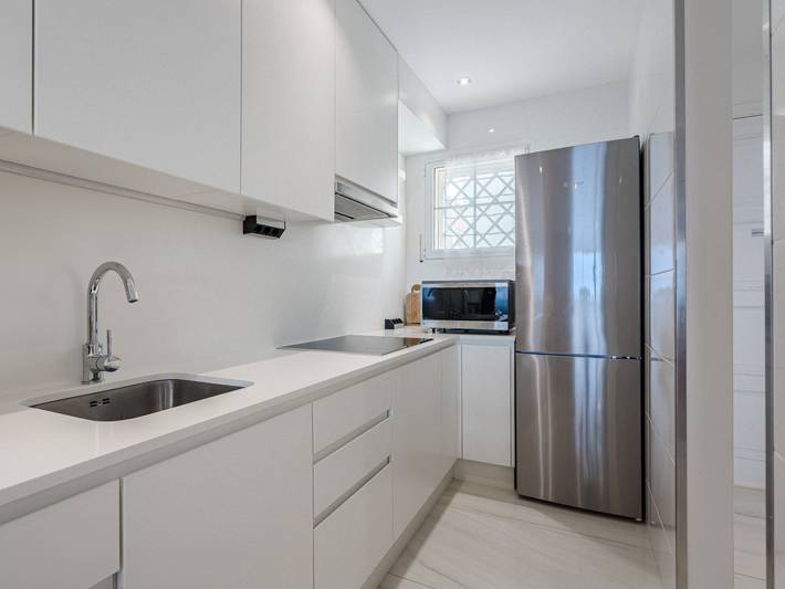 Ferienwohnung für 4 Personen, mit Balkon und Terrasse sowie Garten und Kinderpool in Arona - 4
