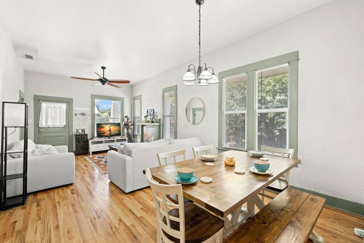 Vacation rental for 4 people, with yard and terrace in Lakeland