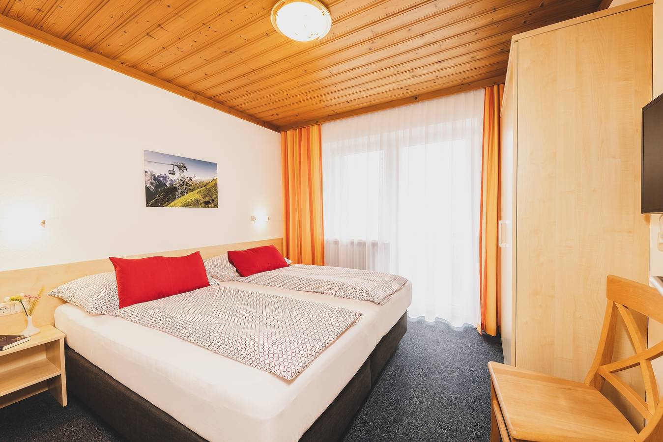 Ganze Wohnung, Apartment 16 – Haus Voglreiter mit Bergblick, Gemeinschaftsgarten und Wlan in Kaprun, Pinzgau