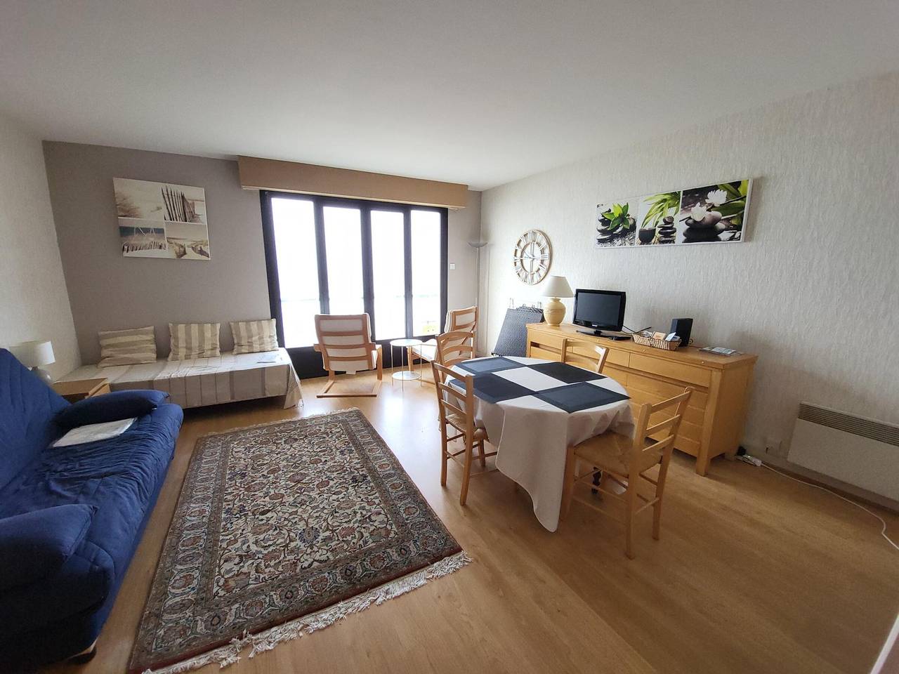 Apartamento entero, Estudio frente al mar con balcón, a 50m de la playa in Les Sables-d'Olonne, Vandea