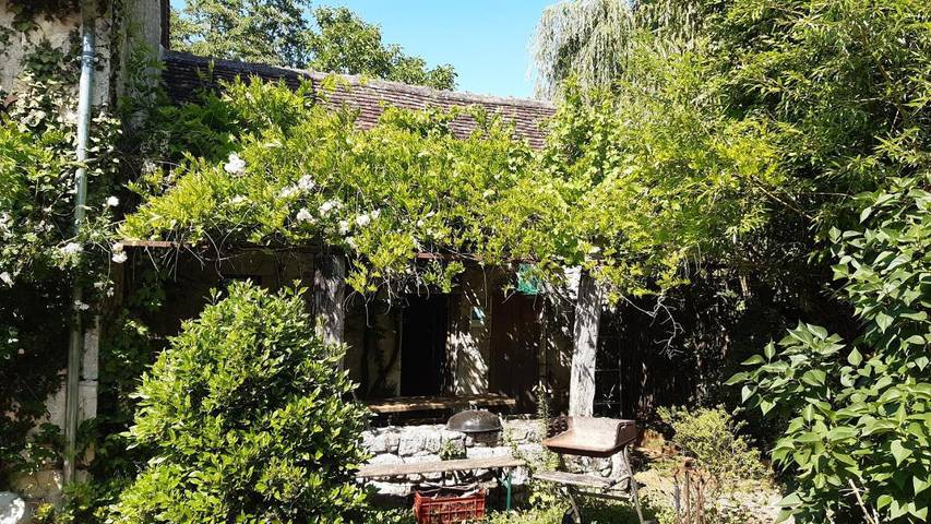 Location de vacances pour 10 personnes, avec Terrasse et Jardin à Pouligny-Saint-Pierre (homonymie)