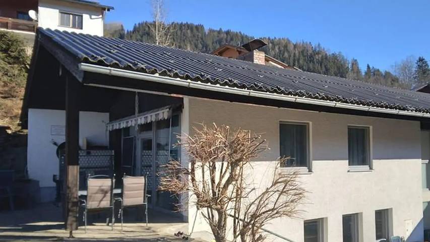 Ferienhaus für 4 Personen, mit Pool und Sauna sowie Garten