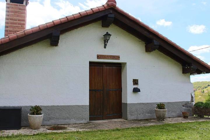 Maison de campagne pour 9 personnes, avec jardin et vue, animaux acceptés à Erro - 3