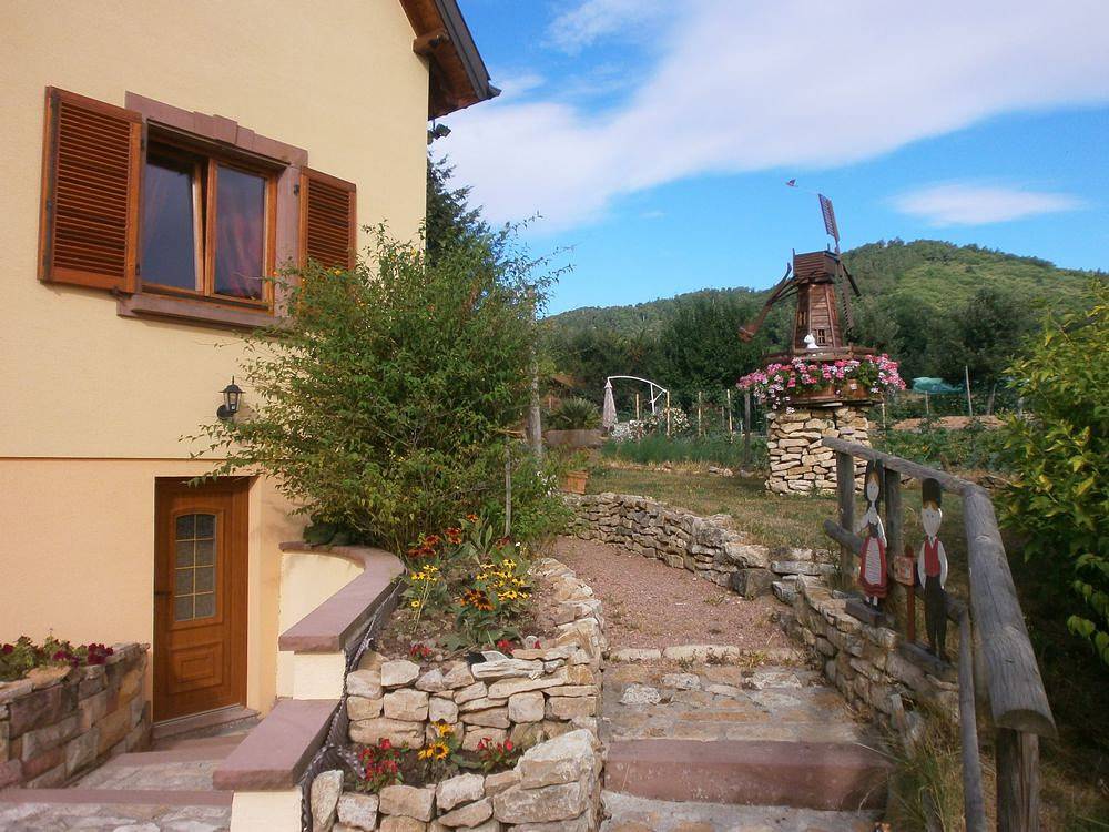 Chambre d'hôte de la Châtelaine - Chambre Pinot Noir in Walbach, Parc naturel régional des Ballons des Vosges