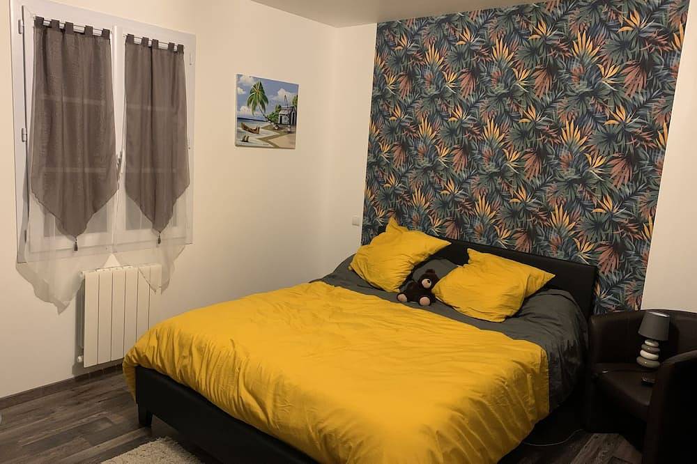 Farm house at the foot of the mountains and 1 kilometer from Espelette center in Espelette, Bayonne region