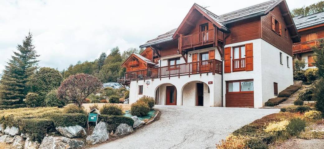 Chalet pour 10 personnes, avec vue et balcon