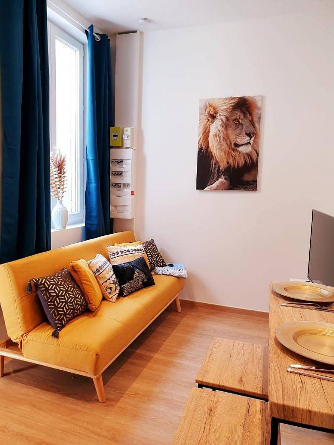 Gîte pour 4 personnes, avec balcon dans Office De Tourisme De Millau - 4