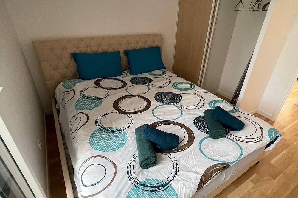 Entire apartment, Superb 3-bedroom apartment at the gates of Paris 14. in Malakoff, Hauts-de-Seine