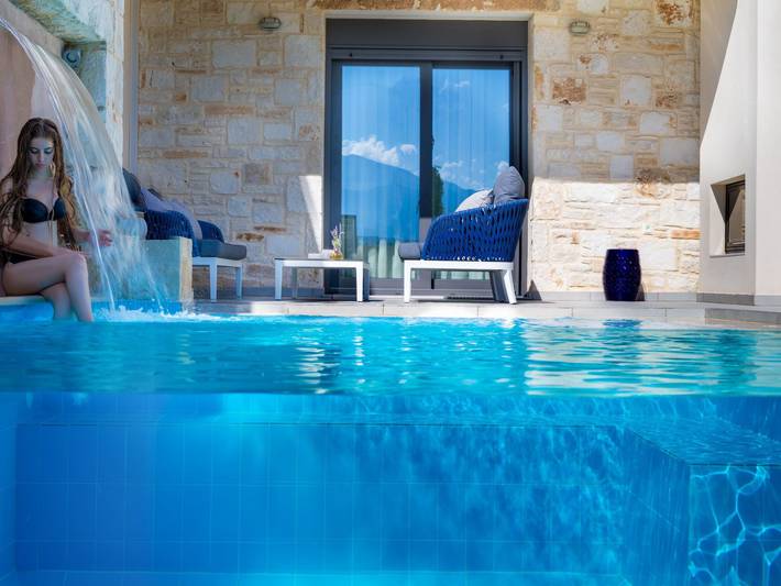 Location de vacances pour 4 personnes, avec piscine ainsi que jardin et balcon dans Almirida - 4