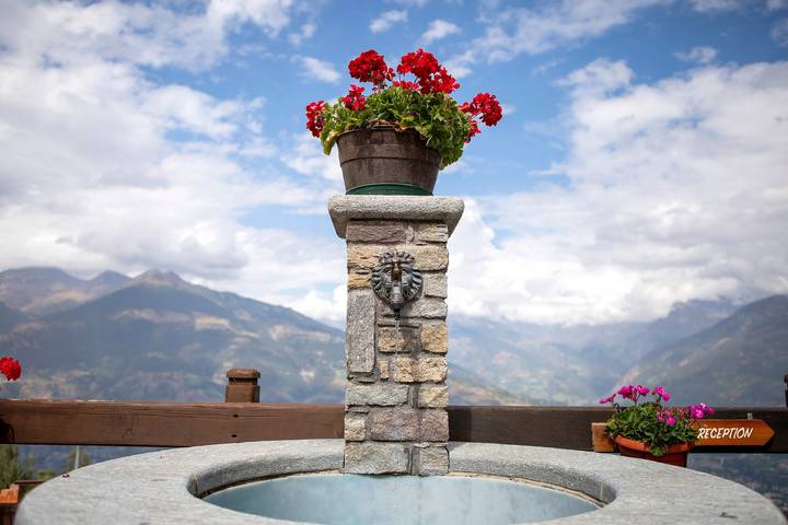 Appartamento intero, Appartamento 'Elois' con Vista Montagna, Terrazza in Comune e Wi-Fi in Gerdaz, Comune di Gressan