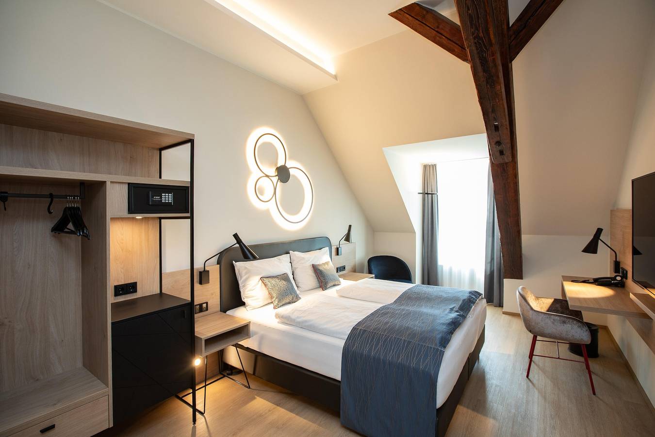 Doppelzimmer, Dusche oder Bad, Wc, Bademantel in Kapfenberg, Hochsteiermark